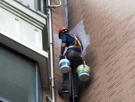外墻滲水的內墻怎樣做防水維修呢？