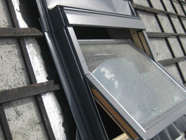 坡屋面的老虎窗漏水應該怎樣解決