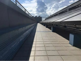 女兒墻根部屋面內防水維修措施