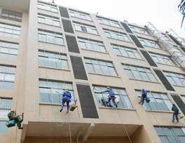 如何外墻清洗，才能更加安全有效？